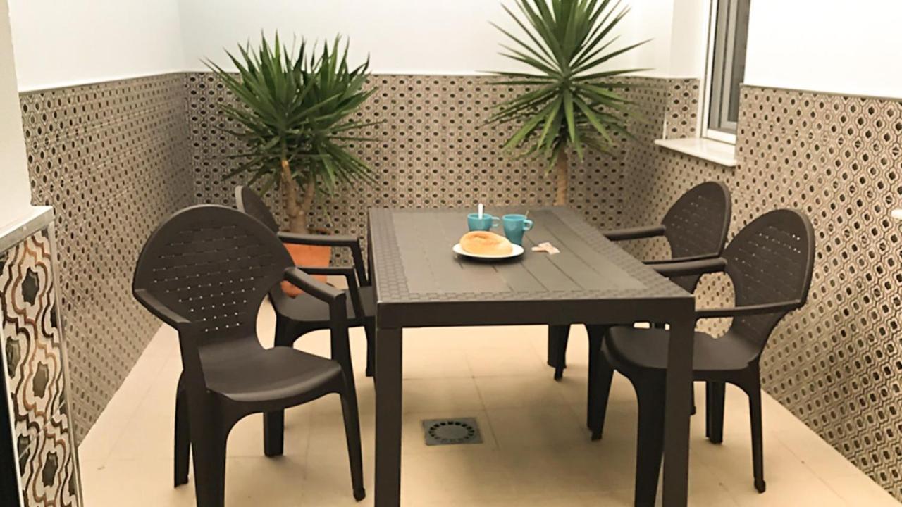 Noria Is A Comfortable Apartment With Patio And Large Terrace In Conil Conil De La Frontera Buitenkant foto