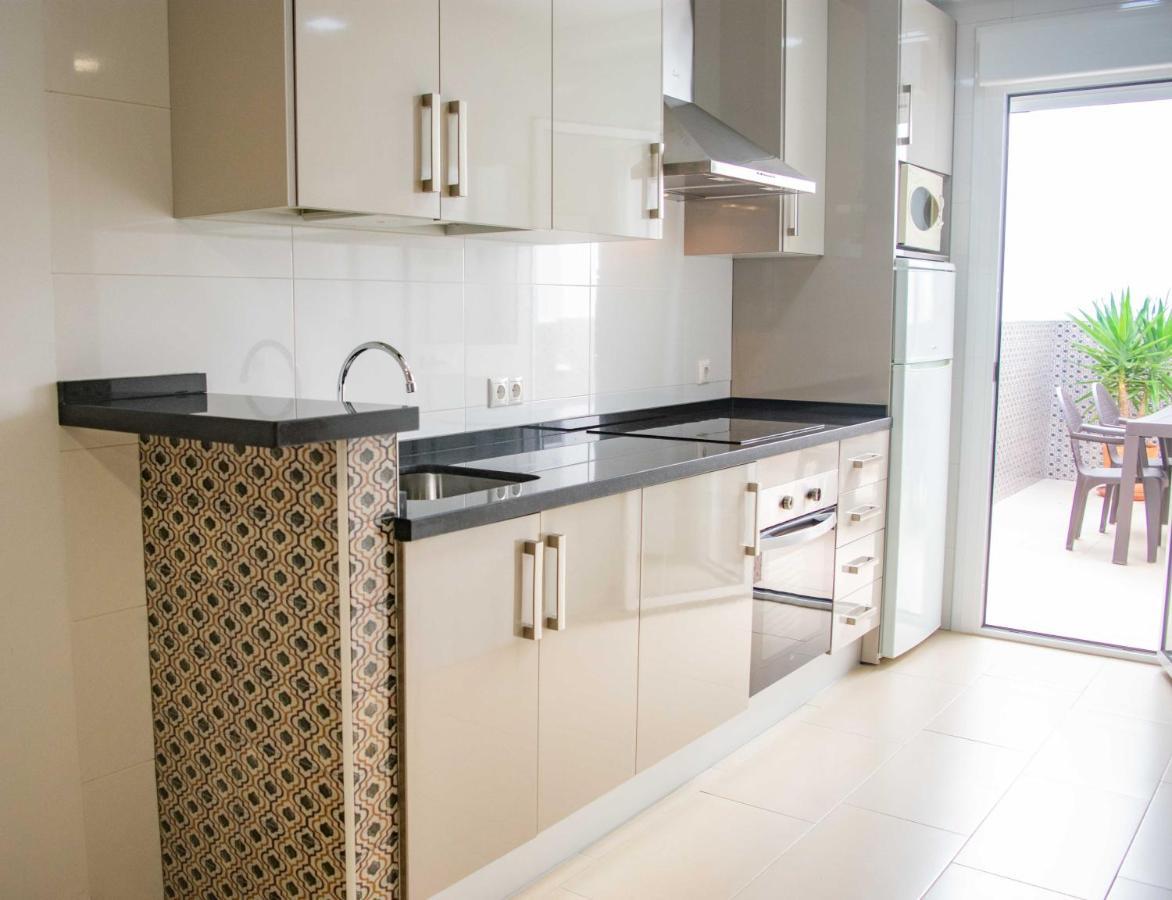 Noria Is A Comfortable Apartment With Patio And Large Terrace In Conil Conil De La Frontera Buitenkant foto